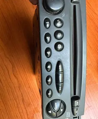Citroen C5 Radio/CD/DVD/GPS head unit PU2472B