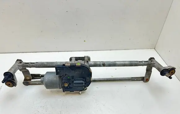 Volkswagen Golf VI Front wiper linkage and motor 1397220501