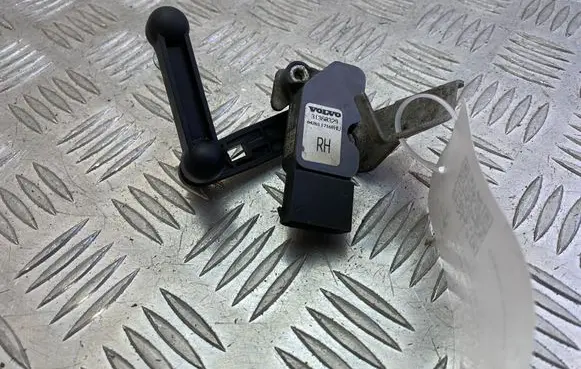 Volvo XC90 Air suspension front height level sensor 31360329