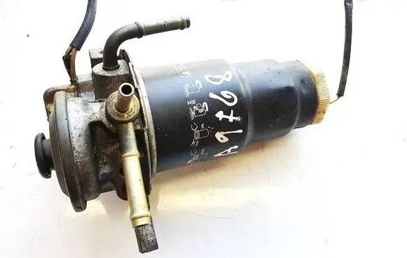 Toyota Avensis T220 Fuel filter j1332057