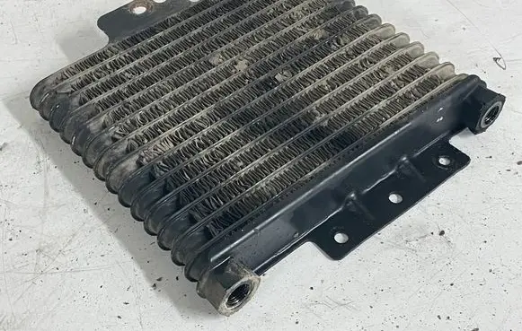 Engine oil radiator