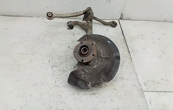 Audi A6 Allroad C6 Front wheel hub spindle knuckle
