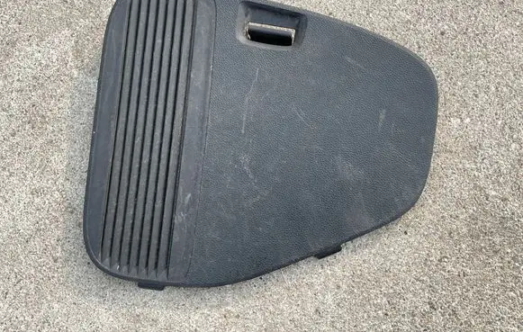 Opel Zafira C Trunk/boot side trim panel 13289582