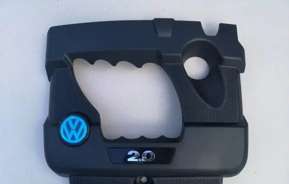Volkswagen Polo IV 9N3 Engine cover (trim) 06A103925DS