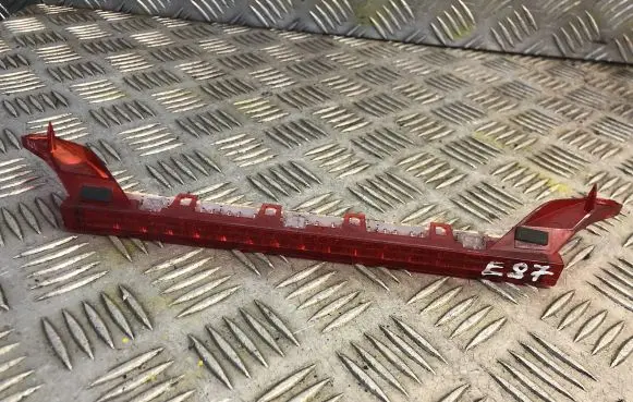 BMW 1 E81 E87 Third/center stoplight 6931397