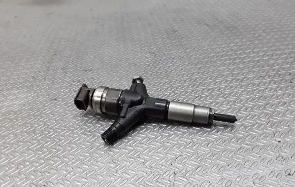 Subaru Legacy Fuel injector 16613AA020