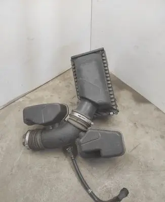 Ford Explorer V Intake resonator BB539F805AD