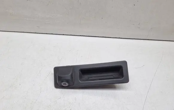 BMW 2 F46 Tailgate handle with camera 7345700 51247345700