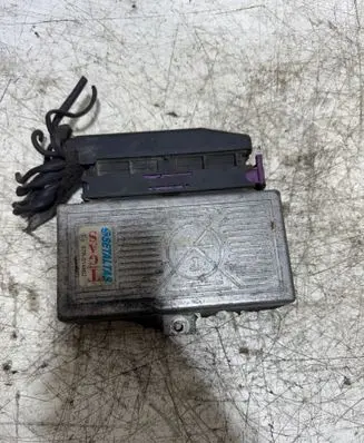 Toyota Corolla Verso E121 LP gas control unit module 67R014862