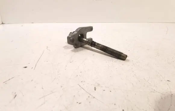 Renault Espace V (RFC) Fuel Injector clamp holder 