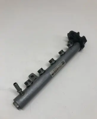 Renault Scenic III - Grand scenic III Fuel main line pipe 175216420R 8201044829 A224800023