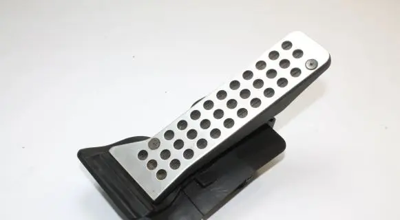Mazda 3 II Accelerator throttle pedal GHP941600C