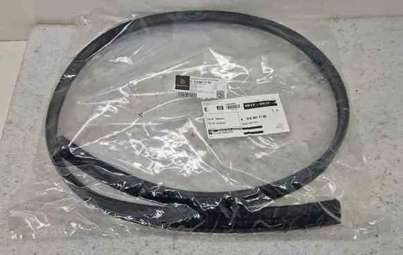 Mercedes-Benz Sprinter W907 W910 Engine compartment rubber 