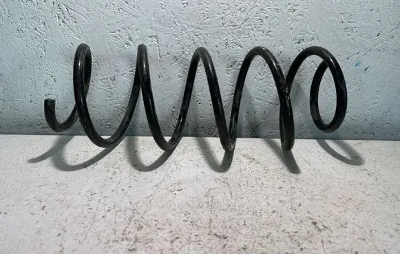 Volkswagen Polo V 6R Front coil spring