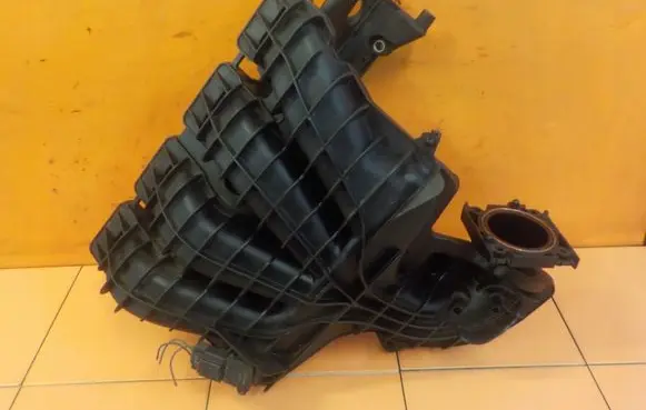 Dodge Caliber Intake manifold 05033310AB 50C2