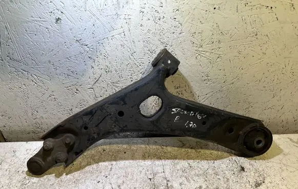 KIA Sportage Front lower control arm/wishbone