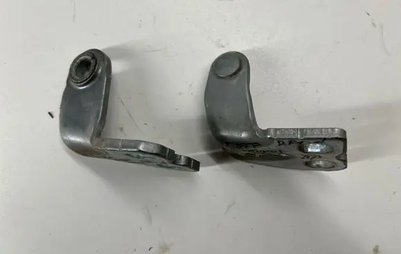 Jeep Compass Rear door hinge set 68708656AA 68306524AA