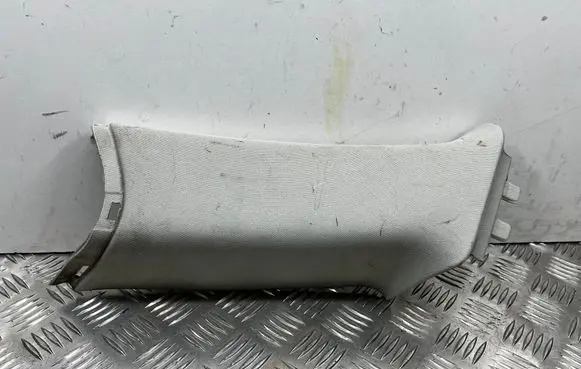Skoda Superb B6 (3T) (C) pillar trim 3T9867288 631230471 609UJ8