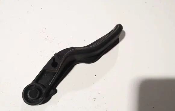 Engine bonnet (hood) release handle