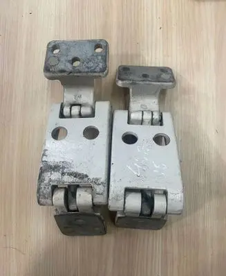 Mercedes-Benz Sprinter W906 Rear door hinge set A9067400337