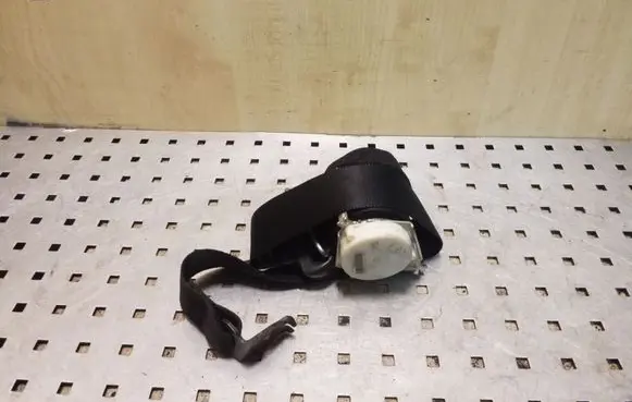 Ford Galaxy Rear seatbelt