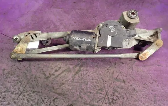 Mazda Premacy Front wiper linkage and motor 849200-7121