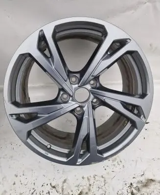 Audi E-tron GT R20 alloy rim 