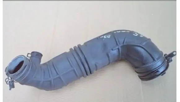 KIA Rio Air intake hose/pipe