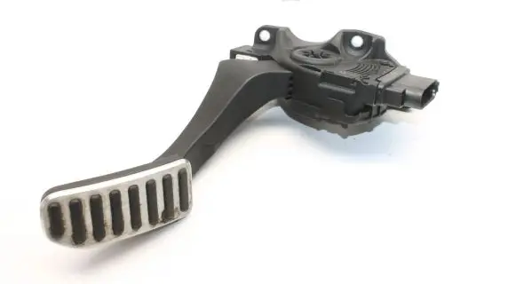 Volvo V70 Accelerator throttle pedal 31255478