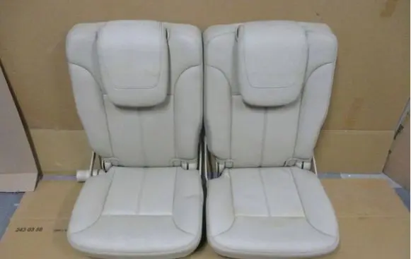 Mercedes-Benz GL X164 Second row seats 