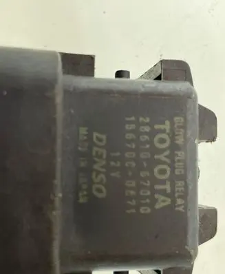 Toyota Corolla Verso AR10 Glow plug pre-heat relay 2861067010 1567000671