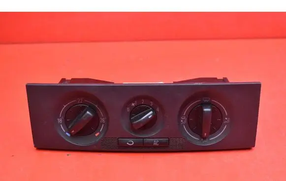 Skoda Fabia Mk1 (6Y) Climate control unit 6Y0820045B
