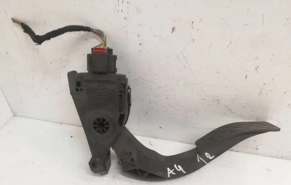 Audi A4 S4 B8 8K Accelerator throttle pedal 8K1723523A 6PV00950521