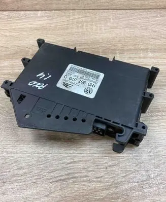 Volkswagen PASSAT B4 ABS control unit/module 1H0907379D
