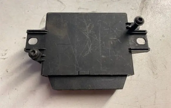 Renault Laguna III Parking PDC control unit/module 259904647R 604352 PA66GF15