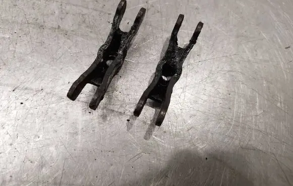 Fiat Doblo Fuel Injector clamp holder 