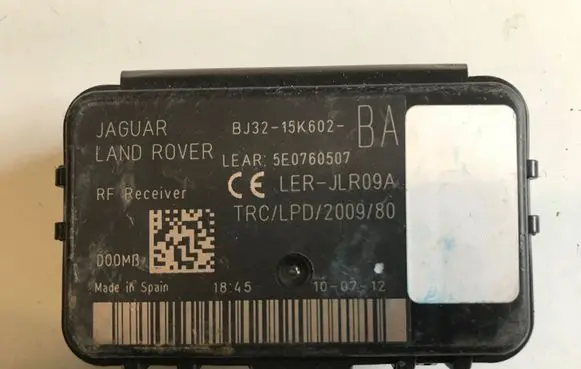 Land Rover Discovery 3 - LR3 Antenna control unit BJ3215K602 5E0760507