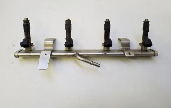 Jeep Cherokee Fuel injectors set 04627120AC 04140768