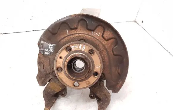 Seat Ibiza IV (6J,6P) Front wheel hub spindle knuckle
