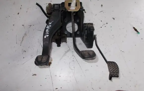 Fiat Ducato Pedal assembly 