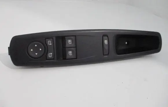 Renault Megane III Electric window control switch 809610015R 02309H