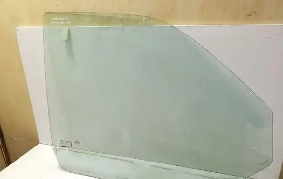 Volkswagen Transporter - Caravelle T5 Front door window/glass (coupe) 
