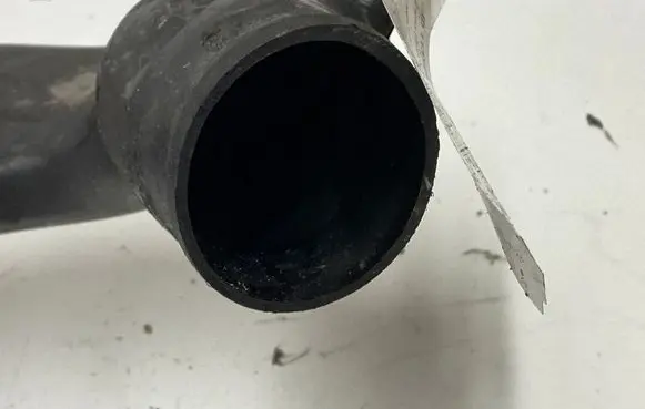 Opel Astra H Air intake hose/pipe 8980055583