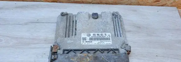 Skoda Octavia Mk2 (1Z) Engine control unit/module 03G906021TB 03G906021AN 0281014711