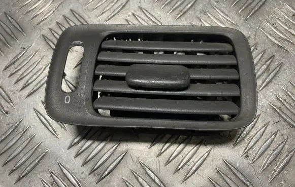 Volvo V70 Dashboard side air vent grill/cover trim 9481655