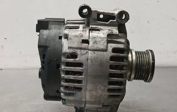 Mercedes-Benz C W204 Generator/alternator TG15C130