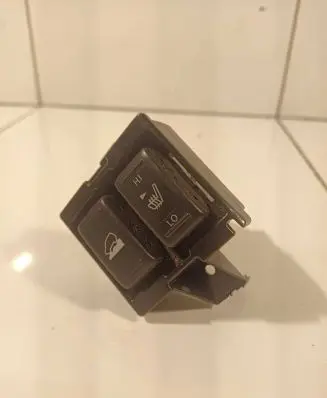 Nissan X-Trail T31 Seat heating switch