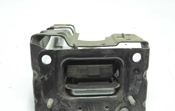Citroen DS3 Gearbox mount 9801521580 58980 98066