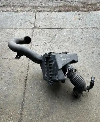 Toyota Verso Air filter box