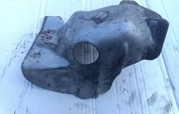 Alfa Romeo GT Heat shield in engine bay 